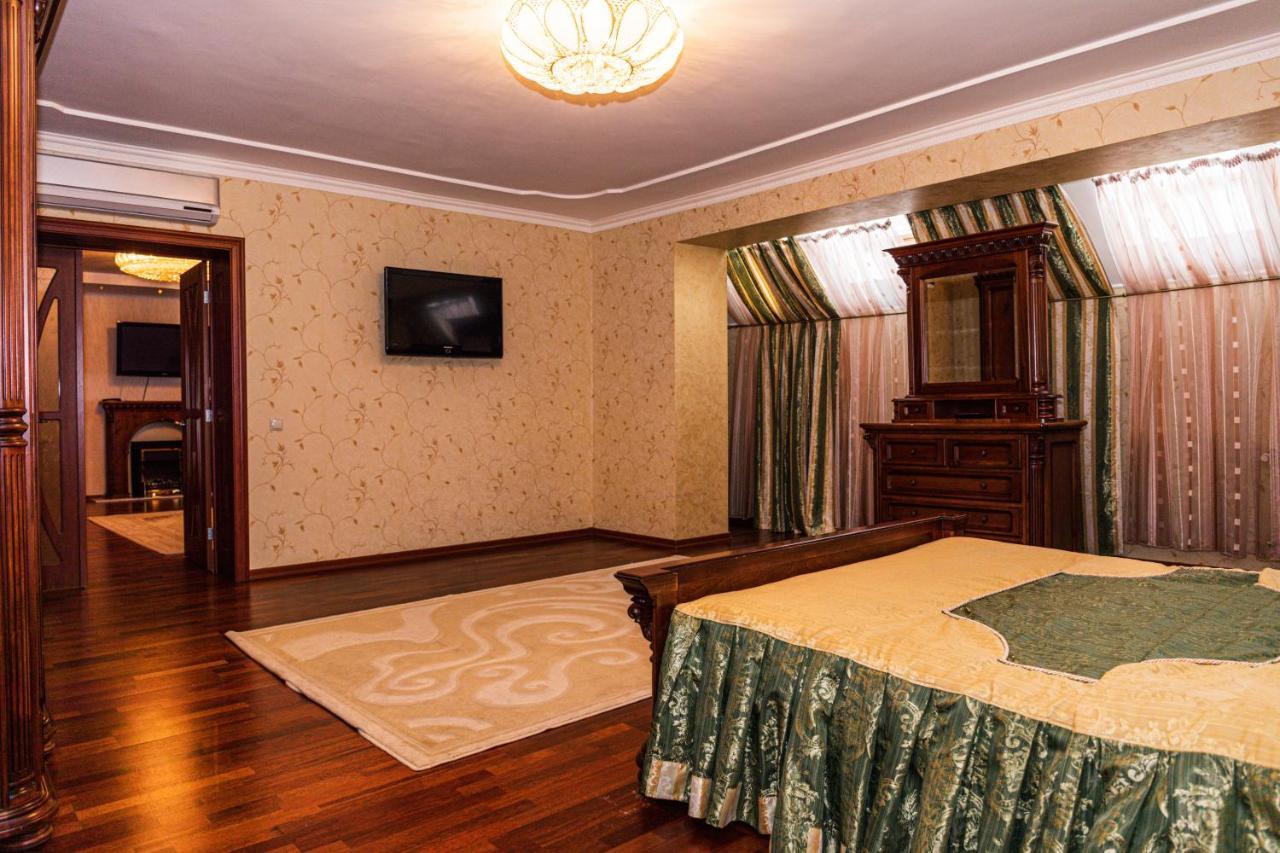 Olymp Hotel Uzhhorod Εξωτερικό φωτογραφία